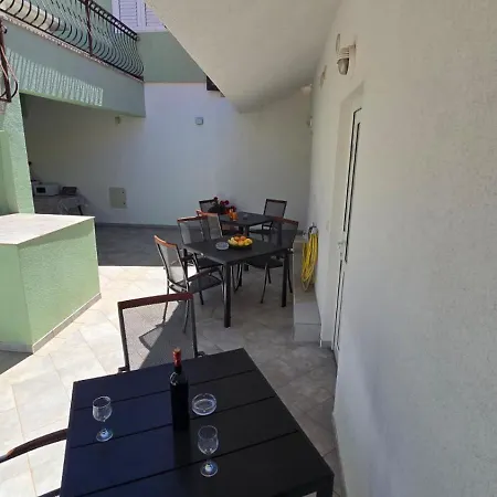 Appartement Darijo *